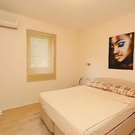 Διαμέρισμα Apartments near the sea