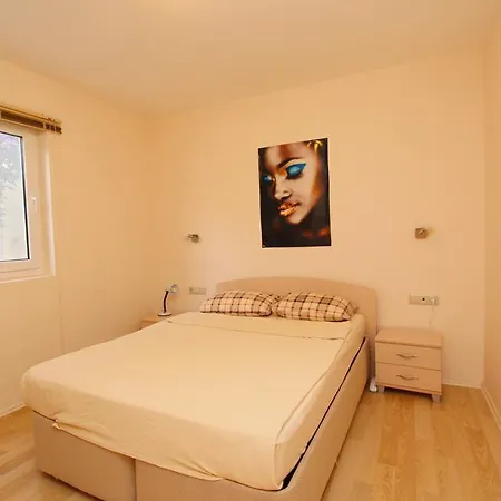 Διαμέρισμα Apartments near the sea